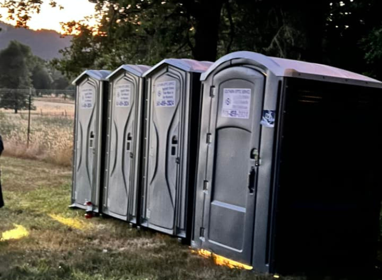 Benefits of Using Portable Toilets for Outdoor Events in Rosenburg